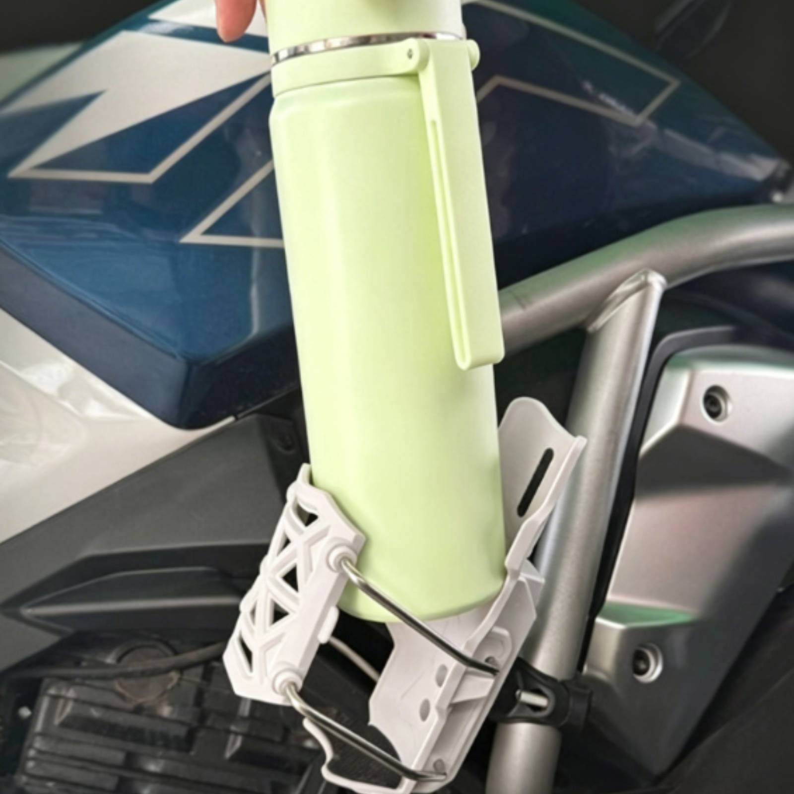 오토바이 컵 홀더 조절 가능한 핸들바 컵 홀더 차량용  - Travel Accessories Holder 리뷰 및 가격